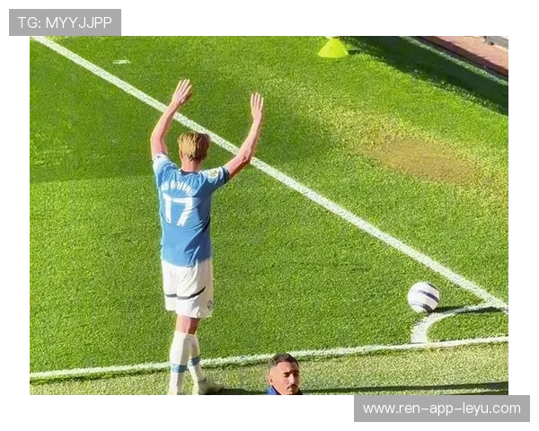 曼城阵地战不断渗透，德布劳内弧顶轻挑撕开防线